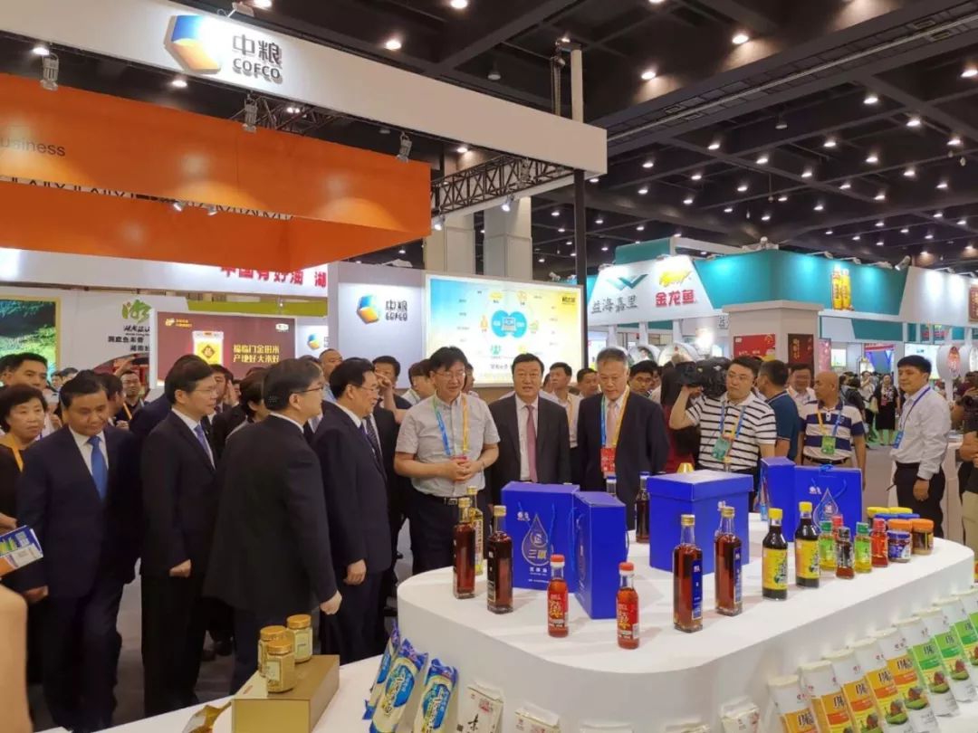上海良友集團參加第二屆中國糧食交易大會